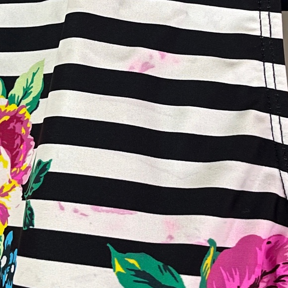 Torrid One Piece Bathing Suit 2X - Picture 3 of 4